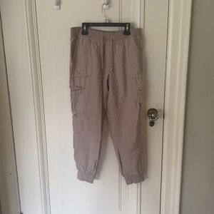 Aritzia Cebu Beige/Taupe Cargo Pants